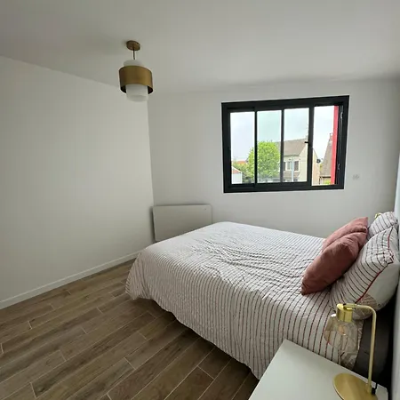 La Maison Rouge Proche De Paris * Fontenay-sous-Bois